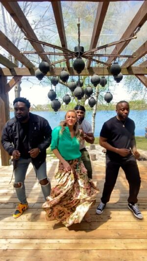 Jean Pascal Instagram - I know you can’t hate on my boxing and cooking skills. So now you going to hate on my Tshwala Bami Dance 🇿🇦😂 #tshwalabamichallenge #amapiano #jeanpascal