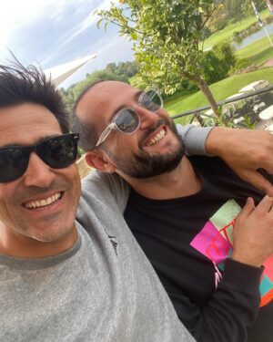 Jean-Pascal Lacoste Instagram - Quelle journée incroyable pour les balles blanches organisé par @jerome.alonzo. Un rdv pour la bonne cause sur un golf exceptionnellement beau de qualité d Acceuil etc… le @royalmougins. En plus avec les copains @jerome.alonzo @alexlevygolf83 @greghavret @boghossianalain14 …….et plein d autres. Les yeux remplis d étoile avec cette journée golfique juste fantastique malgré 9 trous sous la pluie 🤣🤣🤣. @cobragolf @pumagolf @pumafrance @garmin @jabra @nicolasgirard67 @anneso_pumagolf @jerem_golf. Vive les copains vive le golf ⛳️ rdv l’année prochaine. Encore merci à toute l’équipe du golf ainsi que l’équipe d’organisation des balles blanches☺️❤️