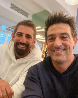 Jean-Pascal Lacoste Instagram - Brunch avec le bro @matthieupavon. Top ce moment et tellement content … tu sais 😉 bien sûr les filles étaient trop occupées à discuter pour être sur la photo @delphine_tellier @melissatarris . #entrepotes #europeangolfeur