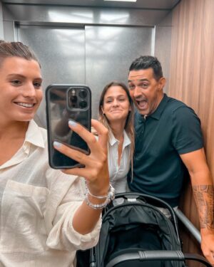 Jean-Pascal Lacoste Instagram - Bon anniversaire à notre Kylie 😘grandi pas trop vite … on t’aime ❤️❤️❤️