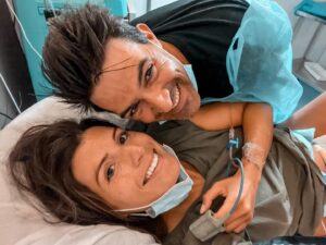 Jean-Pascal Lacoste Instagram - Nous sommes heureux de vous annoncer la naissance d’Ainhoa, le 06/06/2022 à 23h57 ! 
Ce petit bout de 2,770 kg rejoint Maverick & Kylie 🥰 Nous sommes désormais officiellement 5 pour notre plus grand bonheur ✨ #familyfirst #mom #dad #couple #love