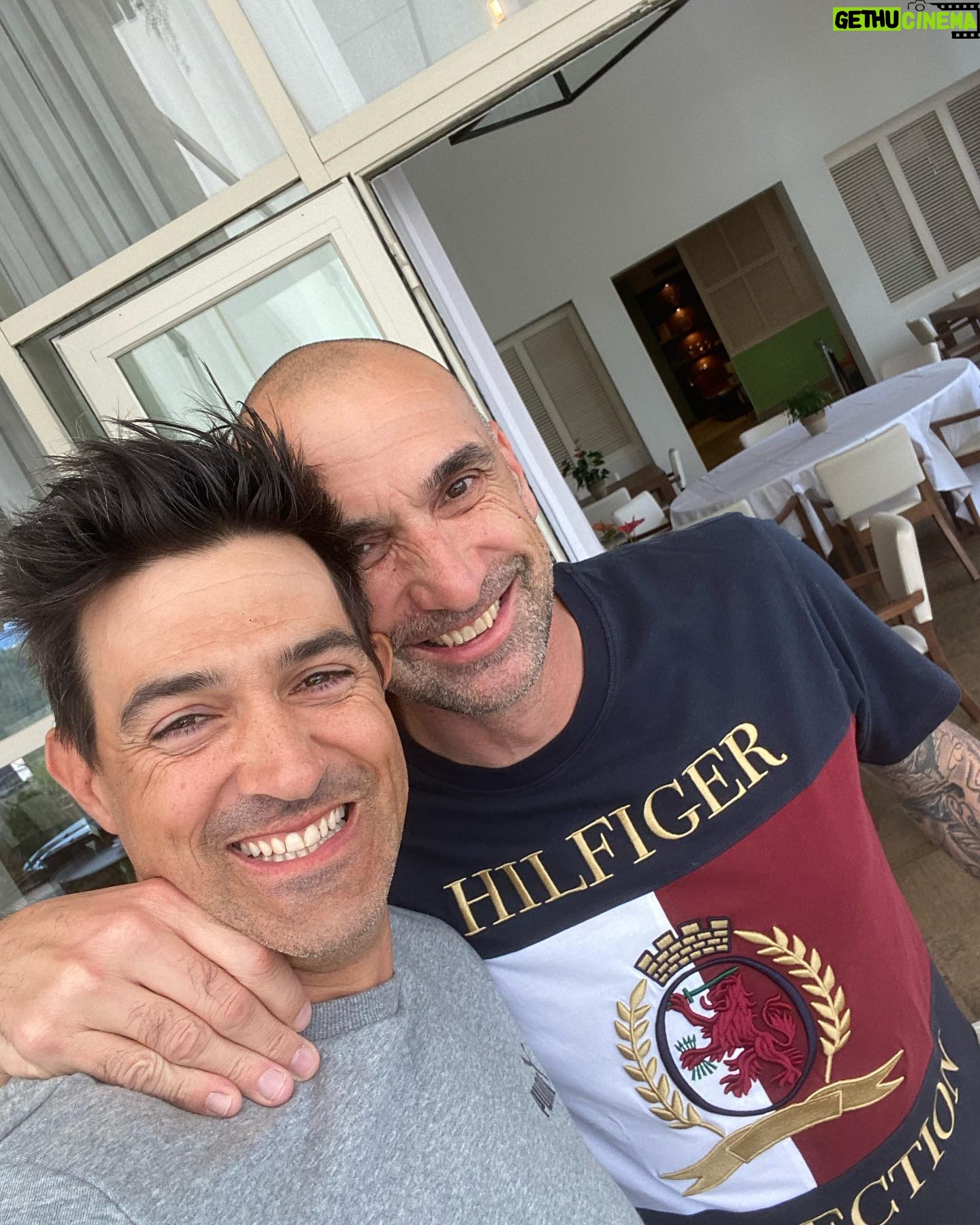 Jean-Pascal Lacoste - 886 Likes - Quelle journĆ©e incroyable pour les balles blanches organisĆ© par @jerome.alonzo. Un rdv pour la bonne cause sur un golf exceptionnellement beau de qualitĆ© d Acceuil etc⦠le @royalmougins. En plus avec les copains @jerome.alonzo @alexlevygolf83 @greghavret @boghossianalain14 ā¦ā¦.et plein d autres. Les yeux remplis d Ć©toile avec cette journĆ©e golfique juste fantastique malgrĆ© 9 trous sous la pluie š¤£š¤£š¤£. @cobragolf @pumagolf @pumafrance @garmin @jabra @nicolasgirard67 @anneso_pumagolf @jerem_golf. Vive les copains vive le golf ā³ļø rdv lāannĆ©e prochaine. Encore merci Ć toute lāĆ©quipe du golf ainsi que lāĆ©quipe dāorganisation des balles blanchesāŗļøā¤ļø