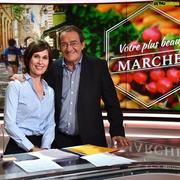 Jean-Pierre Pernaut - 2.2K Likes - 3 millions 800 000 votes. Les résultats la semaine prochaine au 13h 😜