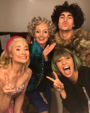 Jeannine Wacker Instagram - Heute vor einem Jahr war unsere Wicked-Dernière. Es war eine absolut magische Reise, die weder Worte noch Bilder hinreichend schreiben können. Ich bin für immer tief tief dankbar für diese wundervolle Erfahrung 💗