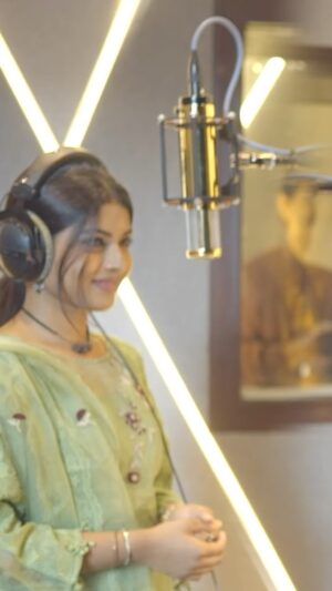 Jeet Gannguli Instagram - Iss dil ko 💖

@pawandeeprajan 
@arunitakanjilal 
@manojramprasadrofficial 

#issdilko #pawandeeprajan #arunitakanjilal #jeetgannguli #pawandeep #arunita #jeetganguly #pawandeeparunita #musicmood #instadaily