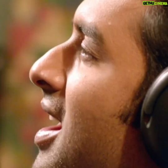 Jeet Gannguli - 32.8K Likes - জীবনে শুধু তোর মত একটা বন্ধু চাই ❤️
@jeetganngulimusic @ankush.official @mimichakraborty
#1MinMusic #TorMotoi #KiKoreTokeBolbo #reelsinstagram #reelsviral #reelitfeelit #reelkarofeelkaro #SVFMusic
