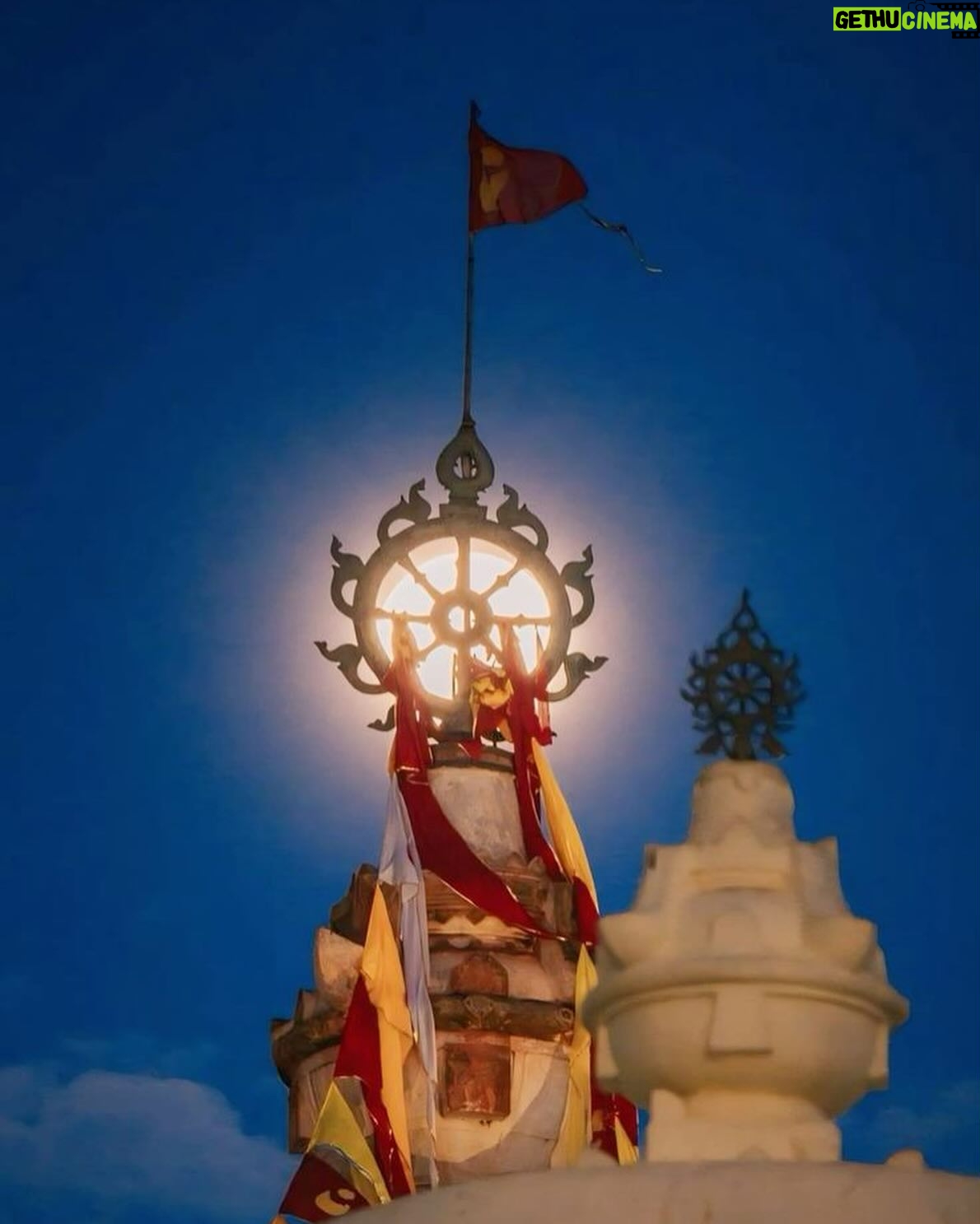Jeet Gannguli - 1.7K Likes - Wishing everyone a blessed and joyous Jagannath Rath Yatra. May Lord Jagannath, the Supreme Personality of Godhead, shower His divine blessings upon all. 🙏✨
#happyrathayatra #divineblessings #jaijagannath #jaijagannath🙏 #blessed #everyone #jaiho