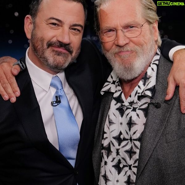 Jeff Bridges - 25.1K Likes - Loved hanging with @JimmyKimmel. Catch me on @JimmyKimmelLiveĀ tonight!