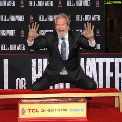 Jeff Bridges - 6.7K Likes - Wow! What an honor. Thank you to everyone at @chinesetheatres. What a ride.