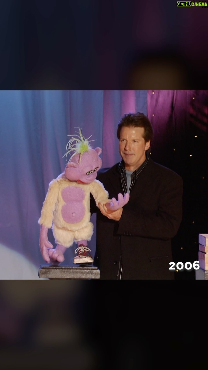 Jeff Dunham - 32.4K Likes - Peanut Hates His Cellphone | JEFF DUNHAM
🔴 Come see us LIVE!