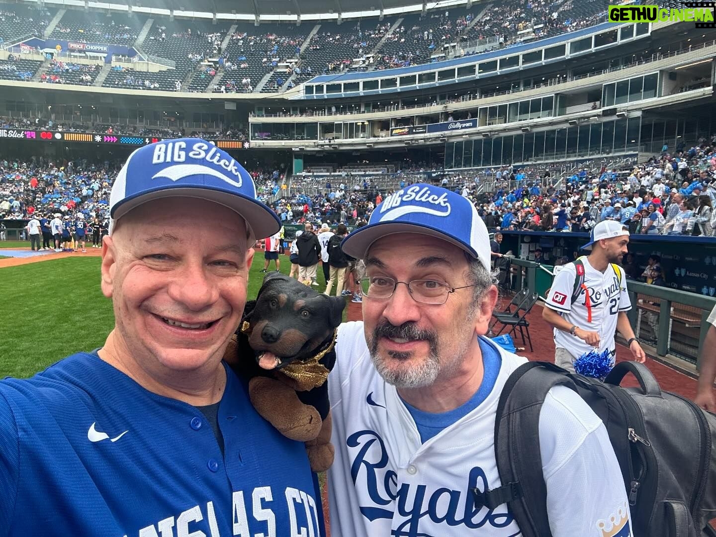 Jeff Ross - 3.5K Likes - MEET THE KANSAS CITY “AL” STARS…. Weird Al, Al Roker and Alopecia. 🤣 Thank you to @kcroyals & @bigslickkc for letting us play ball for a great cause @childrensmercy ! 🫶🏼 I GOT A HIT !