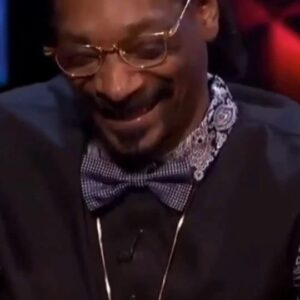 Jeff Ross Instagram - Roasting Snoop Dogg @therealjeffreyross 

See Jeff tonight at 7:30 in The Main Room with @danecook @jeremypiven @kiracomedy @brianmonarch @janellejokes  more! Only 22 tickets left, get them now at 
improv.com/hollywood #hollywoodimprov #comedy #snoopdogg