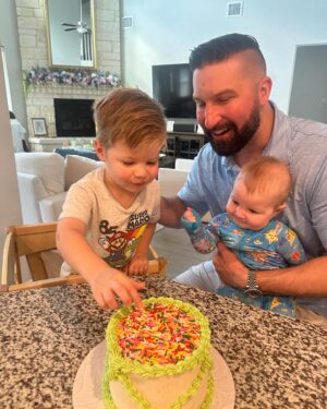 Jeff Weldon Instagram - This is 36! You know you’re getting old when your Birthday consisted of getting excited over the blacktop griddle the wife surprised you with and purchasing new patio furniture 🤷🏻‍♂️🤣 It was also really amazing to see how excited little Winston was over my Birthday and “his cake.” We got to make a wish and blow out the candles together 😭 Lastly, we got to share this joy with my best friend and twin brother, Eric, over FaceTime and cheers a drink. Here’s to 36 🍻 🎉