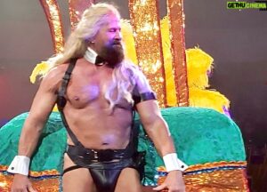 Jeffery Roberson Instagram - My husbear @corneliusdewitte in THE ARMEINIUS “DESIGNERS” BALL as a Chippendale Chair. I thank my beautiful Armeinius Family for welcoming him with open arms. He was glowing. #husbear #gaymardigras #gayneworleans #armeiniusball2024