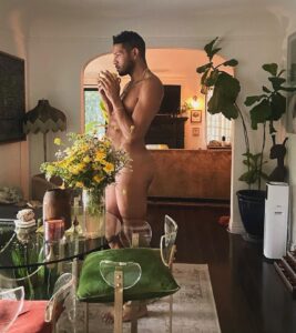 Jeffrey Bowyer-Chapman Most Liked Photos and Posts
