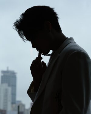 Jeffrey Dong Instagram - Back and white in pearl @official_mikimoto