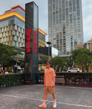 Jeffrey Dong Instagram - Brings back my memories🥹