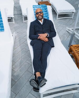 Jeffrey Wright Instagram - Pretending to ride to the Indie Spirit Awards (which I did, last time I attended.)

📸 @alexshibutani (@shotsbyshibs)

Stylistics:
@mrmontyjackson
@kristenebmakeup 

Skin & shades: @johnvarvatos 
Kicks: @paulsmithdesign 
Time: @omega
Bike: @shuttersca 

Sleep: Fake