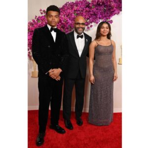 Jeffrey Wright Instagram - Boom. Fantastic night.

Graze mille @giorgioarmani.