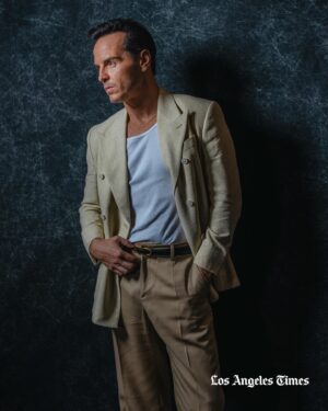 Jeffrey Wright Instagram - “Oppenheimer” star Cillian Murphy; Andrew Scott, whose film “All of Us Strangers” deals with healing through connecting with those we’ve lost; Colman Domingo, who plays a hero of the civil rights movement fighting internal divisions in “Rustin” and the abusive Mister in “The Color Purple”; Paul Giamatti, who plays a misanthropic teacher in the boarding school-set “The Holdovers”; Mark Ruffalo, a debauched cad in “Poor Things”; and Jeffrey Wright, an author driven to farcical extremes in “American Fiction” (and Adam Clayton Powell Jr. in “Rustin”), got together with The Times’ @michael_ordona_ last month just days after the actors’ strike had ended to do some truth-telling for The L.A. Times Envelope Actors Roundtable.

They shared their thoughts on the gravitational centers of their characters, the looming threat of artificial intelligence and how returning to work can’t be the same as it was before.

📺 Watch their conversation at the link in @latimes_entertainment’s bio

🖊️ @michael_ordona_ 
📸 @jason_armond 

#TheEnvelope #actorsroundtable