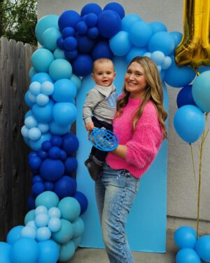Jenna Doolittle Instagram - 🎂My baby turned one yesterday! I can’t quite believe it. The year of the most change & magic one can possibly imagine. We love you, Kingston, our BIG one year old. 💙🥹

Thank you to all our family & friends for supporting us through this bananas time. We’re so grateful. 🥰