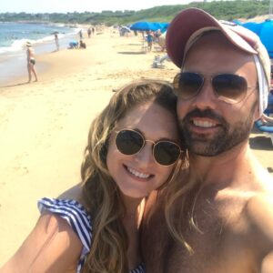 Jenna Doolittle Instagram - 🎉To the birthday boy who puts up with all my crazy antics.
This man keeps both BUG & I fed & deals with our incessant calls for attention, tidys like a boss, can bust crazy moves on the dance floor & is my favorite human. 
Love you the mostest @matttente ❤️