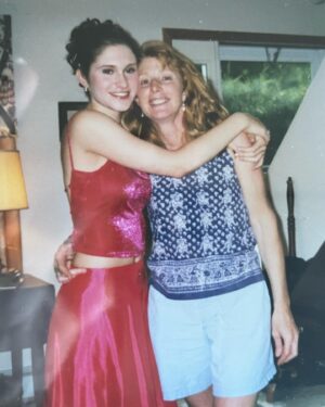 Jenna Doolittle Instagram - My mom, my memo as I called her when it was just the two of us, my everything, has passed.

She died peacefully on September 21st near midnight. Myself, her sister Karen and my husband Matt were holding her. 

It is beyond agony to lose her. 

It’s always been “Deb and Jenna”. Who will I be now without her? 

My mom taught me to tie my shoes, drive a stick shift and to swear. 

She drove me around to houses in the “nice neighborhood” saying, “and these people’s credit cards are maxed out and these people’s credit cards are maxed out. Don’t be fooled!”

In my teen years she told my girlfriends and I to, “F–boys!” – all we needed was each other. 

She went to all my shows, drove me to “play practice”, as she called it, and supported my girly inclinations, even though she was a total tomboy herself – playing catcher on her women’s softball team for over 20 years. 

My love of period pieces, dark chocolate, reading and people are all thanks to her. 

My mom knew how to party – whether it was a costume party for Halloween or her yearly “empty lot” party where she served oysters and beer in solo cups. She was always down for a good time. 

My mom also knew how to listen and to love – she was empathetic and kind. Volunteering to tutor a young girl in English who she’s kept in touch with for over 30 years, making phone calls for the dems and delivering meals for meals on wheels. 

She was curious. Traveling all across the world on trips to Egypt, Turkey, Africa – and countries I had never heard of. 

And boy did she have friends. She had more friends than anyone I know. Stopping to chat up the clerk in the checkout line or the driver of our taxi – mortifying me exchanging phone numbers with the person sitting on the plane next to her, and actually calling them and staying in touch for years. 

She was defiant. She was stubborn. Didn’t listen to her dad as a teen or me years later when I tried to take away her keys. When she had to face doctors who gave her bad news, she fought. 
And she made them laugh hysterically with her ridiculous antics and sassy comebacks. 

(Continued in comments)