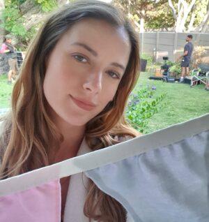 Jenna Saras Instagram - Being onset is my happy place.
I love living truthfully in imaginary circumstances 
Let this not be the last.
Let this unsettling time end with the start of a bright new future.

#actorslife #actress #actorssurviving #positivevibes #arrialexa #tvcommercial #holland #centraalbeheer #comdey #76thcommercial #staypersistent #stayingpositive #lawofattraction #behindthescenes #bts #setlife #onset