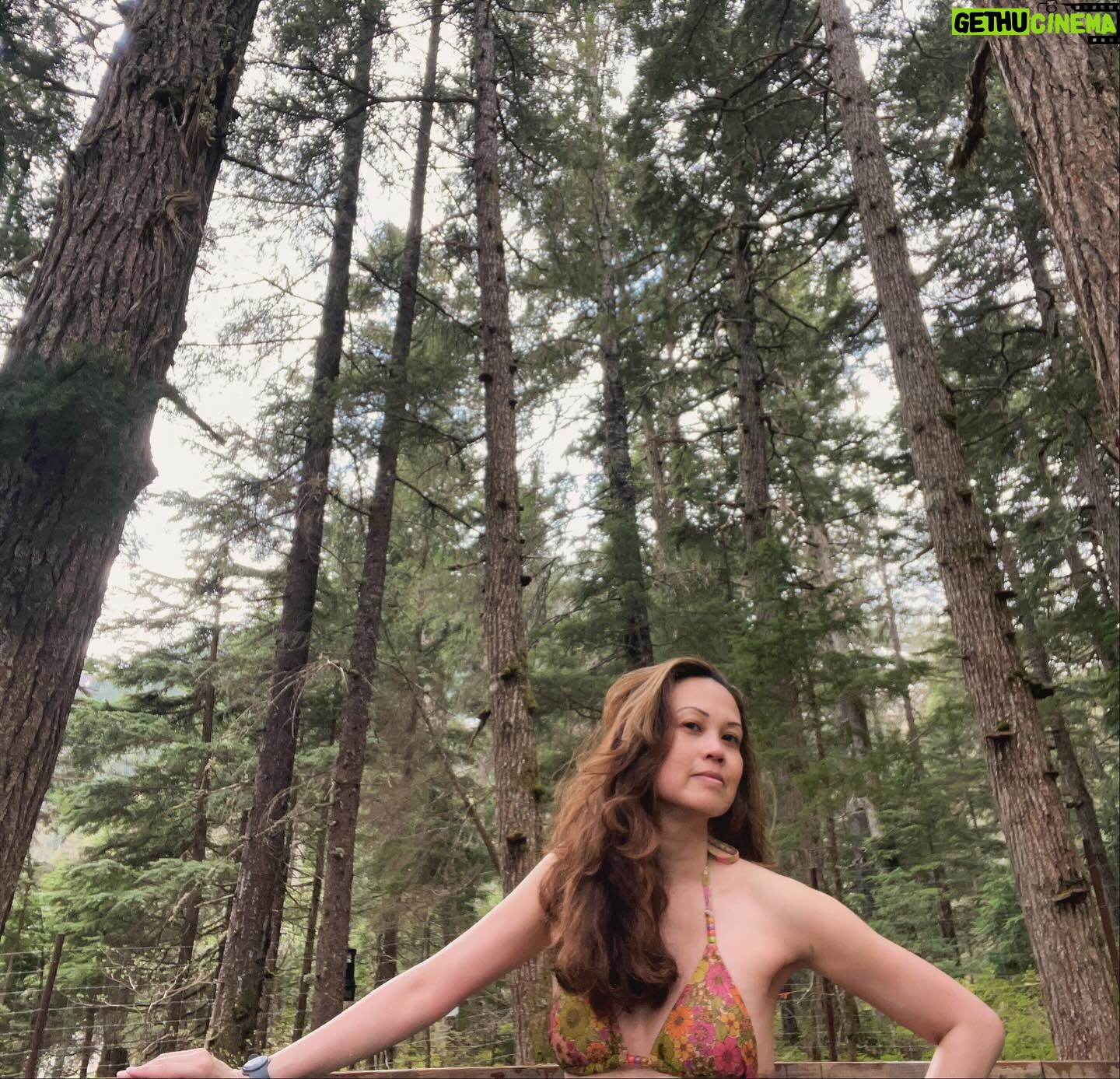 Jennie Kwan - 1.1K Likes - These moments😊💖🫶🏼
.
.
.
#moments #friendship #inbetweenmoments #restday #breathe #downtime #blackcatsofinstagram #fillyourcup #fillyoursoul