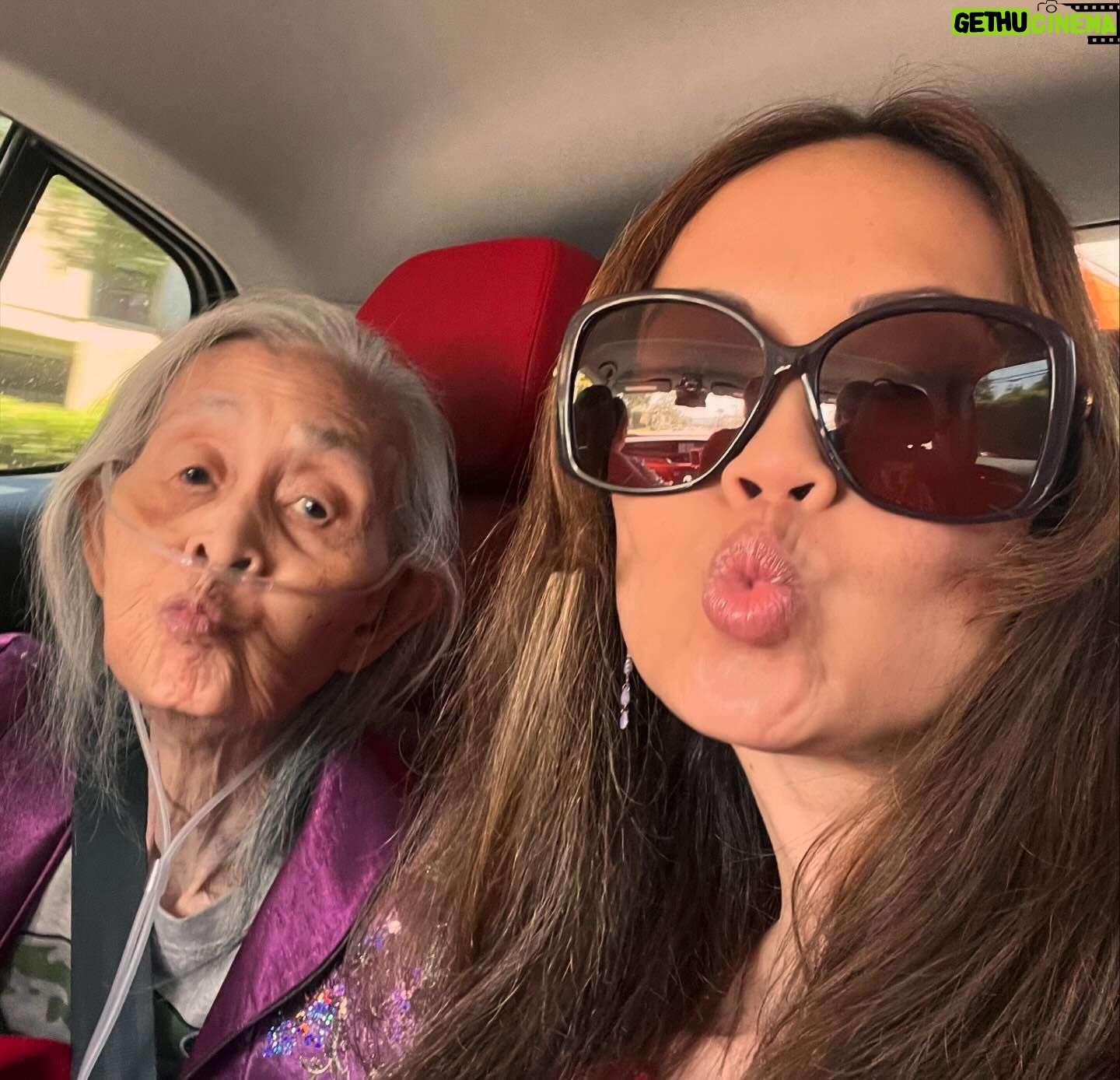 Jennie Kwan - 1.1K Likes - These moments😊💖🫶🏼
.
.
.
#moments #friendship #inbetweenmoments #restday #breathe #downtime #blackcatsofinstagram #fillyourcup #fillyoursoul