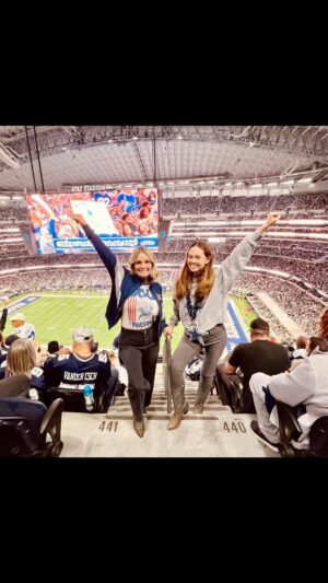 Jennie Kwan Instagram - I’ve never experienced a Thanksgiving quite like this!  It was my first time attending a pro NFL game and it was EPIC!  Thank you to @bigdpriv and @kellypackardofficial for letting us join the family for all the fun.  It was such an eventful game, Dolly was a sight to see, and the fans excitement was at an all time high!  Oh and by the way,  Kelly and I are dusting off our cheer Pom Poms and becoming Dallas Cheerleaders next season.  They just don’t know it yet!

Hope everyone is enjoying some Thanksgiving joy🧡
.
.
.
#gratitude #grateful #framily #dallascowboys #nfl #football #thanksgiving #thanksgivingfootball #dallascowboyscheerleaders #dallas