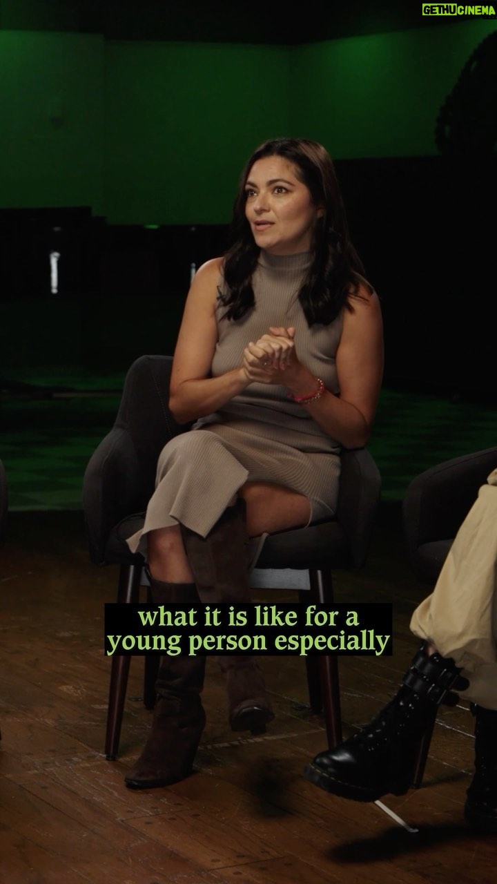 Jennifer DiNoia - 2K Likes - “The fact that it’s just as relevant, if not more, 20 years later than when it opened, it’s obviously going to continue to inspire and build people to want to live in their authentic true selves” - Jennifer DiNoia 🧹
Watch @jennydinoia in “A WICKED Roundtable: 20 Years of Elphaba” for #WICKED20. Link in bio.
