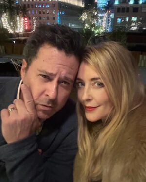 Jennifer Finnigan Instagram - I love this man. So much. I barely have time to post this because I’m between seeing a matinee and an evening show on Broadway….because HE sent me here to “refill my cup” and get some alone time and some quality time with myself, aside from being a mama and a wife. That’s the kind of incredible husband he is. Happy Anniversary my love, thank you for always putting the ladies in your life first. I appreciate every one of the 20 years we’ve lived and grown Together. And the 17 years today that we’ve been married. See u here soooon!! ❤️❤️❤️ @jonnysilverman