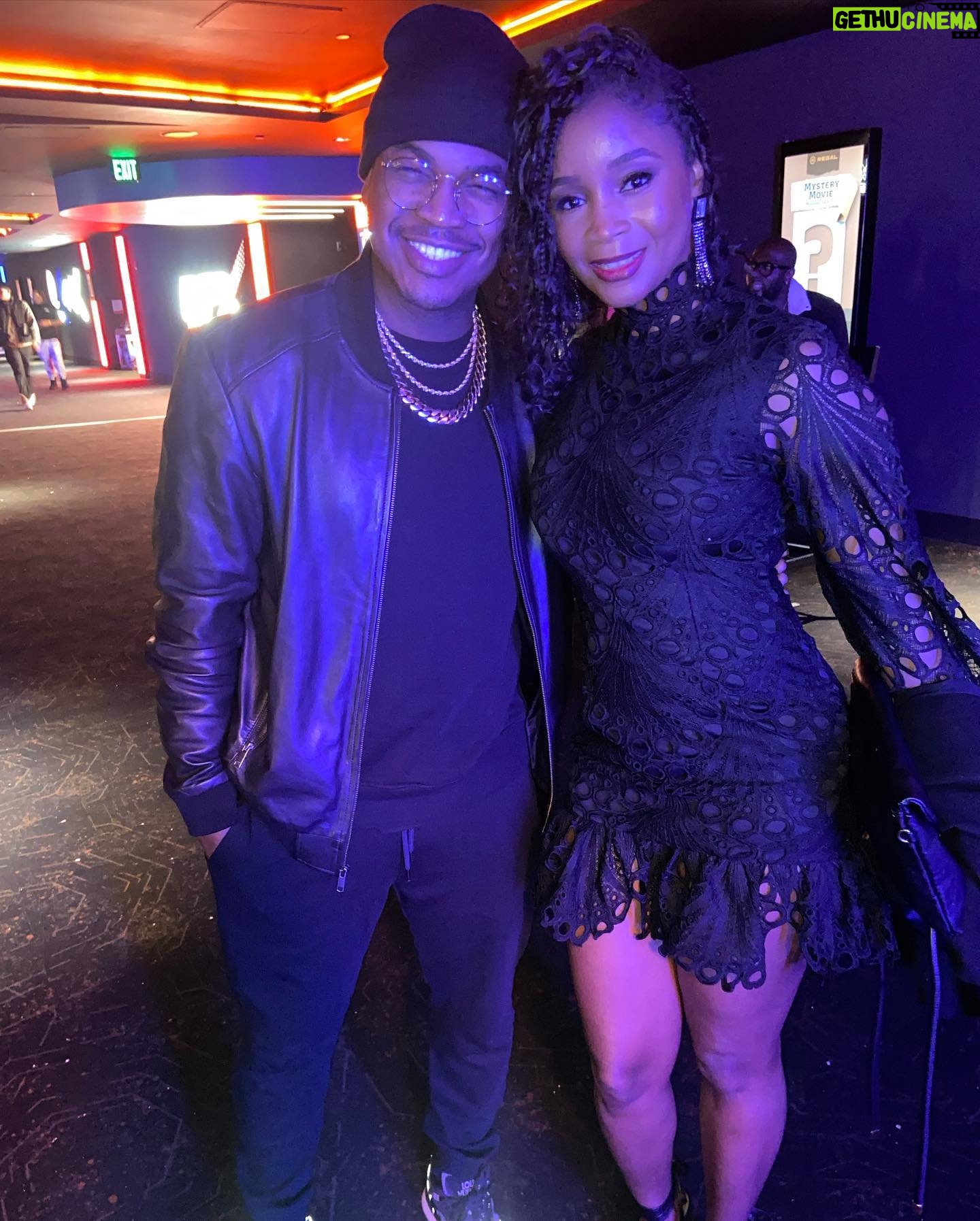 Jennifer Sears - 272 Likes - THE SOUND OF CHRISTMAS red carpet premiere was nothing short of amazing!🙌🏾 Thank you to @megamind_media, @tiffanylwarren, @bookert.mattison, and the outstanding cast, crew, and production team.
ONE WEEK FROM TODAY, Thanksgiving Day… tune into THE SOUND OF CHRISTMAS on @betplus. It’s sure to be a Christmas classic, enjoyed for years to come!🎄❤️
•
@megamind_media
@betplus
@neyo
@alijahkai
@theblakejames
@bookert.mattison
•
Makeup: @lovelyanneka
Images: @firegroupatl
Rep: @tasselltalentgroup