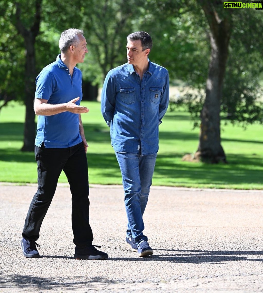 Jens Stoltenberg - 2.9K Likes - Great working weekend with Prime Minister @sanchezcastejon to prepare important decisions for our peace and security at the upcoming #NATOSummit in Madrid. Looking forward to mark #Spain’s 40 years in #NATO tomorrow. 🇪🇸