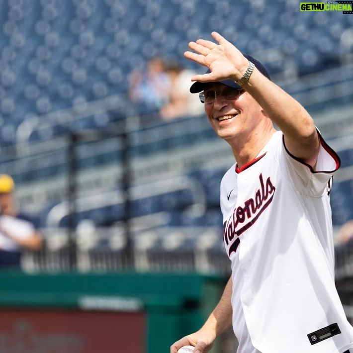 Jens Stoltenberg - 3.1K Likes - A great experience to attend NATO Day at Nationals Park.
I had the honour of throwing the first pitch at the game between the Washington Nationals and the Saint Louis Cardinals.