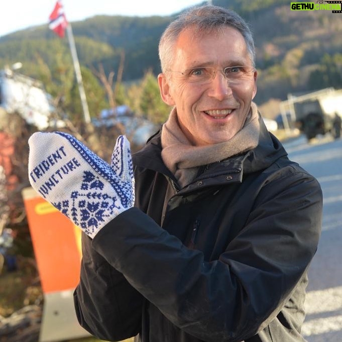 Jens Stoltenberg - 5.5K Likes - #berniesandersmittens #tridentjuncture