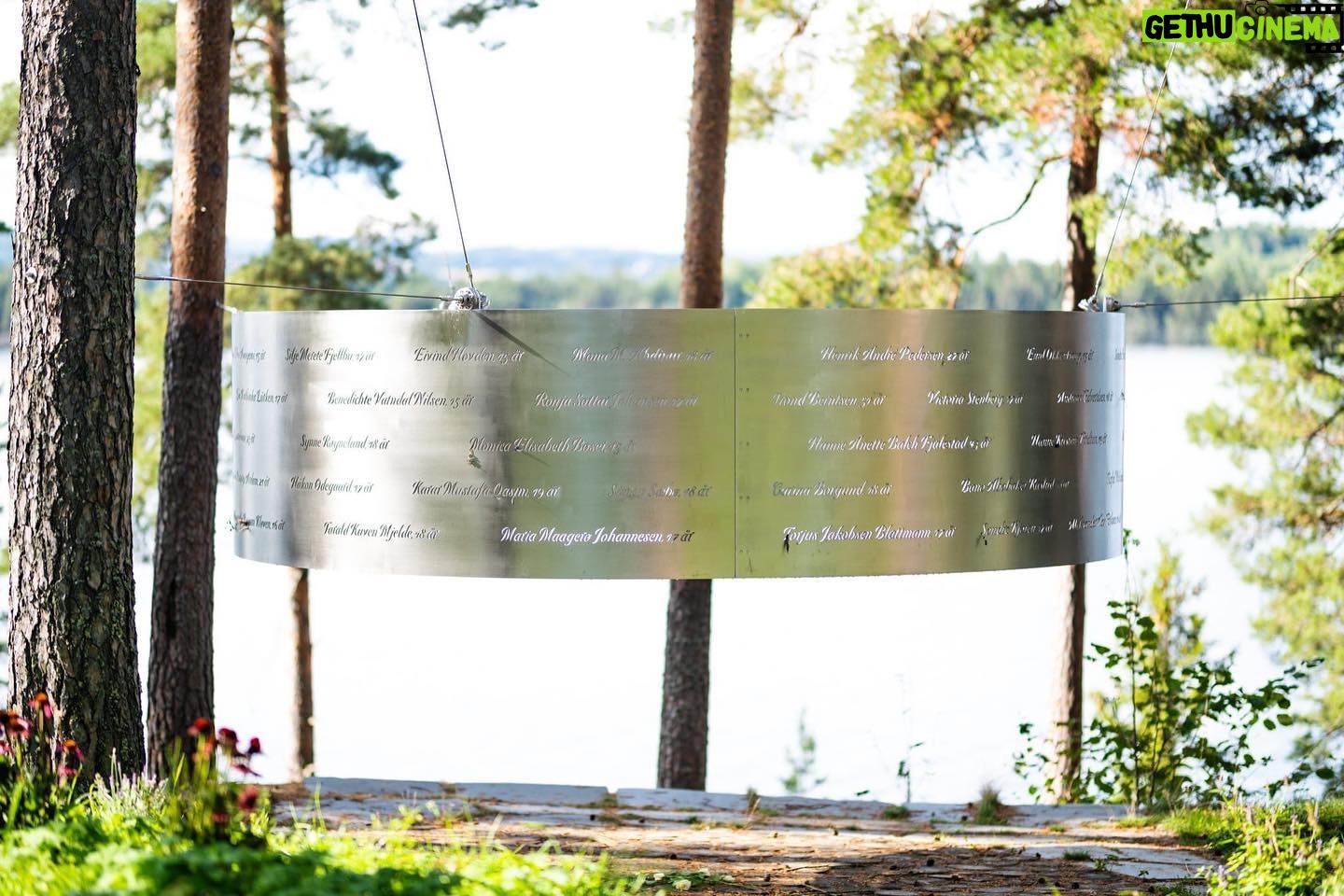 Jens Stoltenberg - 8.6K Likes - Today we remember the 77 people brutally killed on 22 July 2011. Eight of them in the government quarter in Oslo, the heart of our democracy. Sixty-nine of them on the island of Utøya, the future of Norwegian democracy.
Together they represented the will of the people in our open democratic system.
We miss them all and we remember them by standing up for our democracy and the values they died for.
📸 @aufnorge