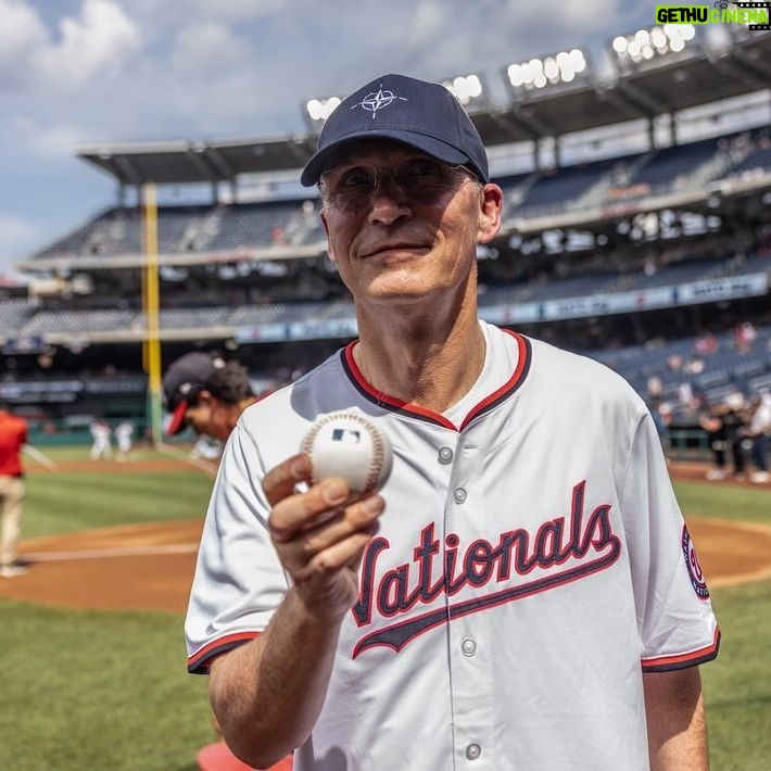 Jens Stoltenberg - 3.1K Likes - A great experience to attend NATO Day at Nationals Park.
I had the honour of throwing the first pitch at the game between the Washington Nationals and the Saint Louis Cardinals.