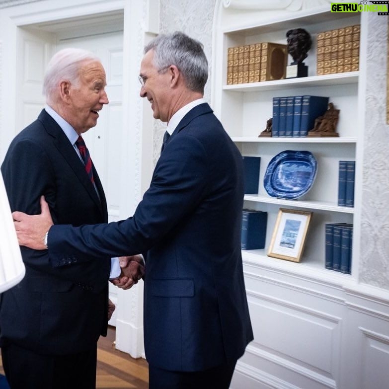 Jens Stoltenberg - 3.3K Likes - Great to be back in the 🇺🇸 and meet @POTUS to prepare our NATO Summit in July, where we will strengthen support to Ukraine. Today we published new numbers on defence spending, showing 23 NATO Allies now spend 2% of GDP on defence.