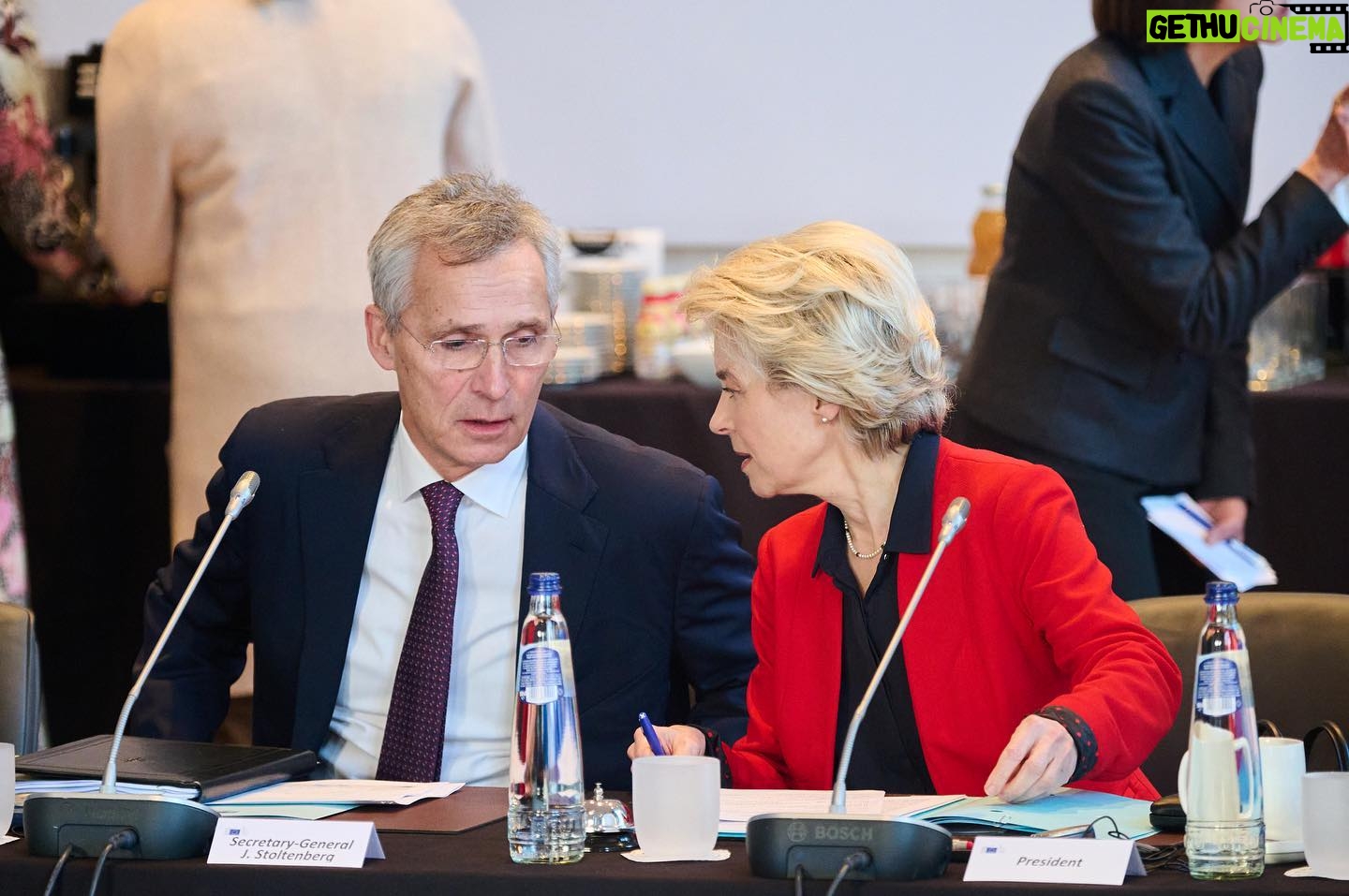 Jens Stoltenberg - 4.3K Likes - We are taking our EU – @nato partnership to the next level.
We are already stepping up work on resilience and defence.
As a concrete example, today we launched a joint Task Force for resilience and critical infrastructure.
EU and NATO experts will work together to:
• Identify threats and vulnerabilities
• Develop key principles to improve resilience
• Propose mitigating measures & remedial actions
#EU #NATO