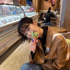 Jeon Hye-yeon Instagram - 이냉치냉