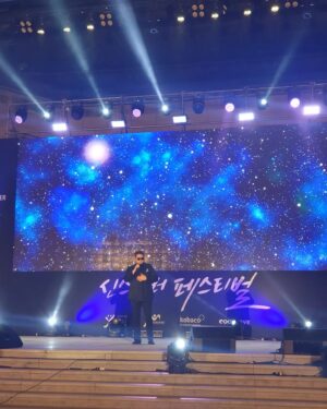 Jeon Su-kyung Instagram - #씬스틸러상
#scenestealer
#festival 
#문경
#결혼작사이혼작곡 
#loveftmarriageanddivorce 
처음 상을 받아보네요
응원해주셔서 고맙습니다 
#너무반가운
#오나라
#김현숙
#정수영
#류현경