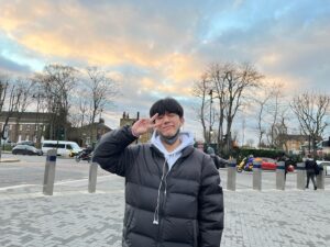 Jeong Taek-hyeon Instagram - 고기 사줄 사람