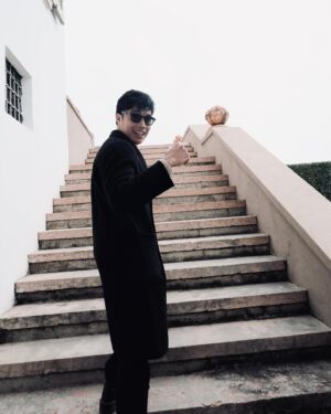 Jeremiah Lisbo Instagram - essere nel momento