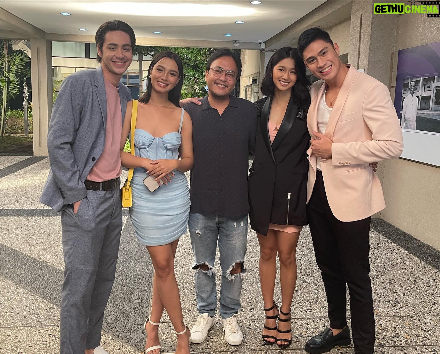Jeremiah Lisbo - 46.8K Likes - My first MMFF with RISE FAM and Direk Cathy! 🙏🏻❤️
#LoveAtFirstStream this December 25 na in CINEMAS! 🙌🏻 🥳