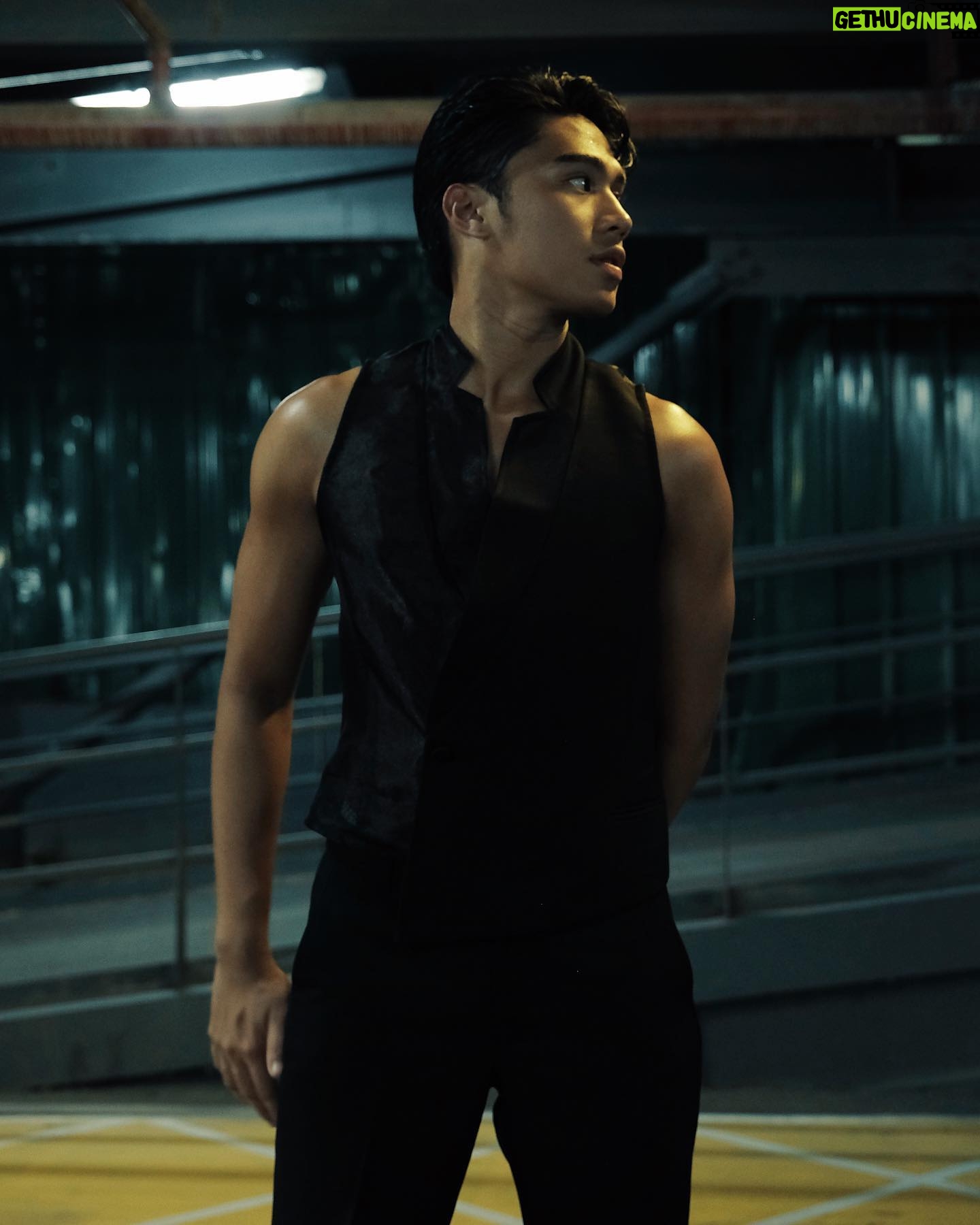 Jeremiah Lisbo - 30.9K Likes - Rock Your Body
#starmagichotsummer2023
Grooming @aronguevara_
Hair @chinomaniquiz
Stylist @mrdavidmilan
Designer @ziggysavella
📸 @luisruizzzz