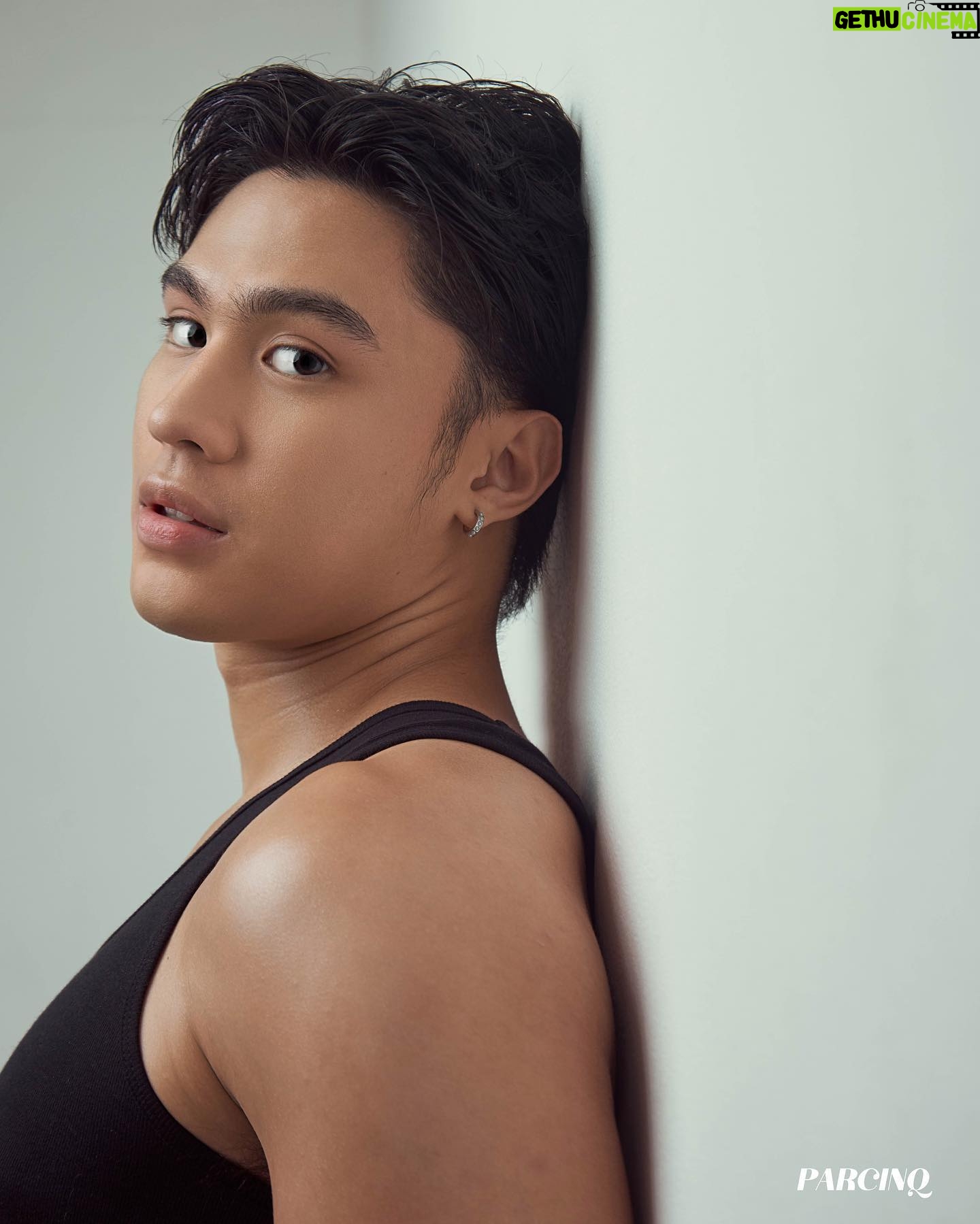 Jeremiah Lisbo - 40.1K Likes - Better Believe
#LifeinSync | People
Read more via parcing.com
Photography by Randy Capinpin
Art Direction and Interview by Joe Andy
Words by Mark Baccay
Styling by David Milan
Grooming by Aron Guevara
Hair by Mycke Arcano