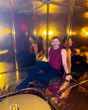 Jeremy Crittenden Instagram - Two spinsters walk into a bar. 

Another #ShesARiot @silencioclub. ♥️ @derycktodd and everyone who came to hang out and be cute. 

Pics by @petertamlin OBVI. 
.
.
.
.
#gay #gayguys #gaylife #muscle #gaynightlife #pride #gayswitgbeards