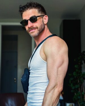 Jeremy Crittenden Instagram - Going to the park to be with gay people.

Had I not taken these photos I wouldn’t have missed my train. Running late. Love you. 
.
.
.
.
#gaydaddy #gay #lgbtqpride #nycgay #summer2024 #selfportraits #jcritty #flexing